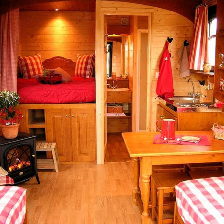 Gite Hotel Chambre D' Hotes Et Roulottes Et Du Ternois Saint-Pol-sur-Ternoise Pokój zdjęcie